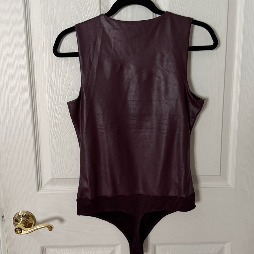 Express Deep Purple Faux Leather Bodysuit size medium body contour thong - Picture 3 of 3